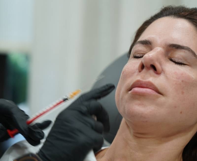 DiamondGlow Facial